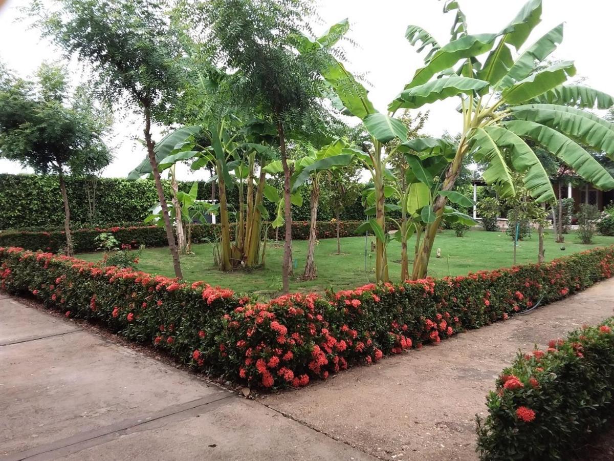 C&H Casa Campestre El Oasis Ricaurte Girardot Acomodação com café da manhã Exterior foto