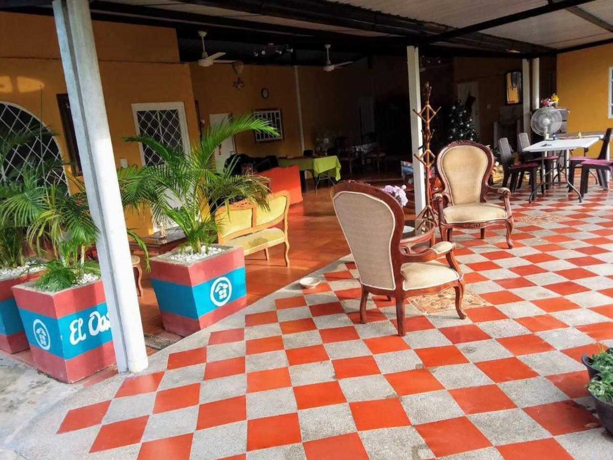 C&H Casa Campestre El Oasis Ricaurte Girardot Acomodação com café da manhã Exterior foto
